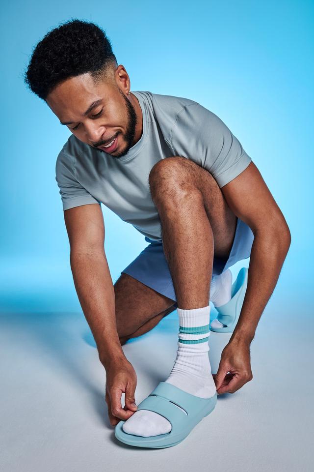 Shop OOFOS Recovery Footwear, Sandals, Shoes, Slides at Island Run Club Singapore - Cushioning Footwear for Faster Post-Run Recovery